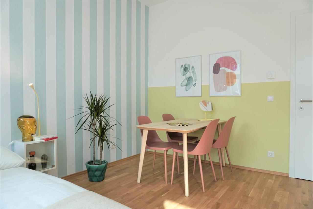 Modern 2Br Apartments - Full Kitchen - Schoenbrunn Area - 15 Mins To City Center Wiedeń Zewnętrze zdjęcie