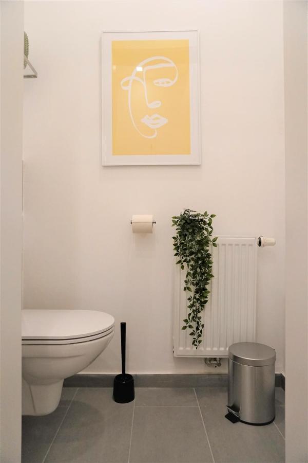 Modern 2Br Apartments - Full Kitchen - Schoenbrunn Area - 15 Mins To City Center Wiedeń Zewnętrze zdjęcie